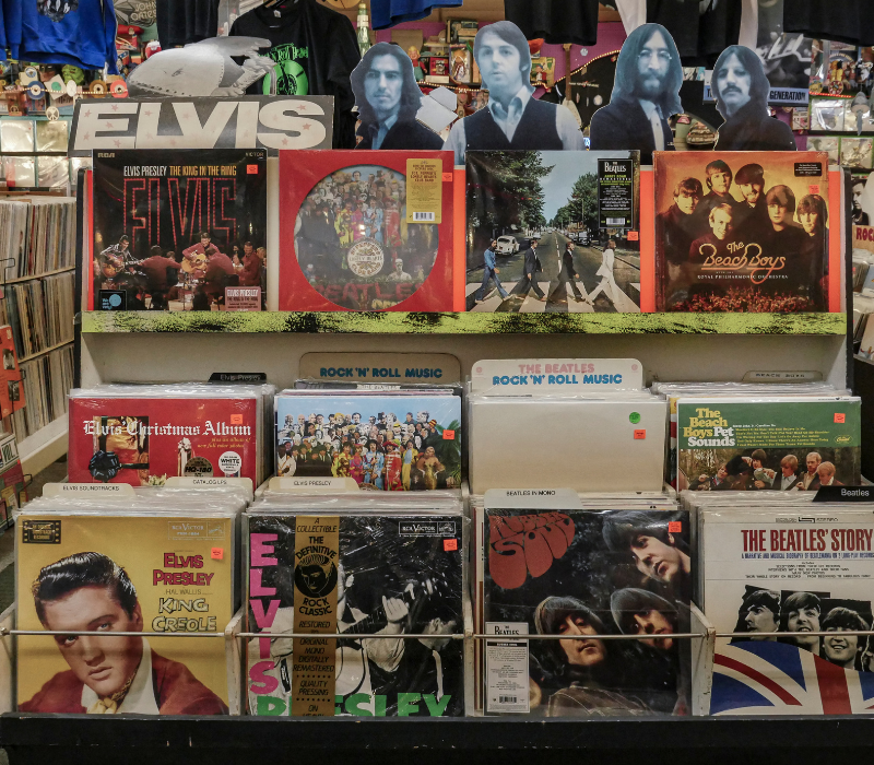 Wine radio oldies 50s & 60s